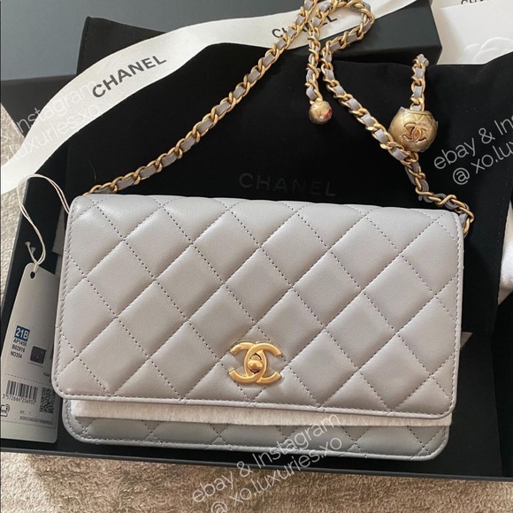 SOLD ❌ CHANEL Authentic RECEIPT Gray Pearl Crush Bag WOC - Picture 3 of 12